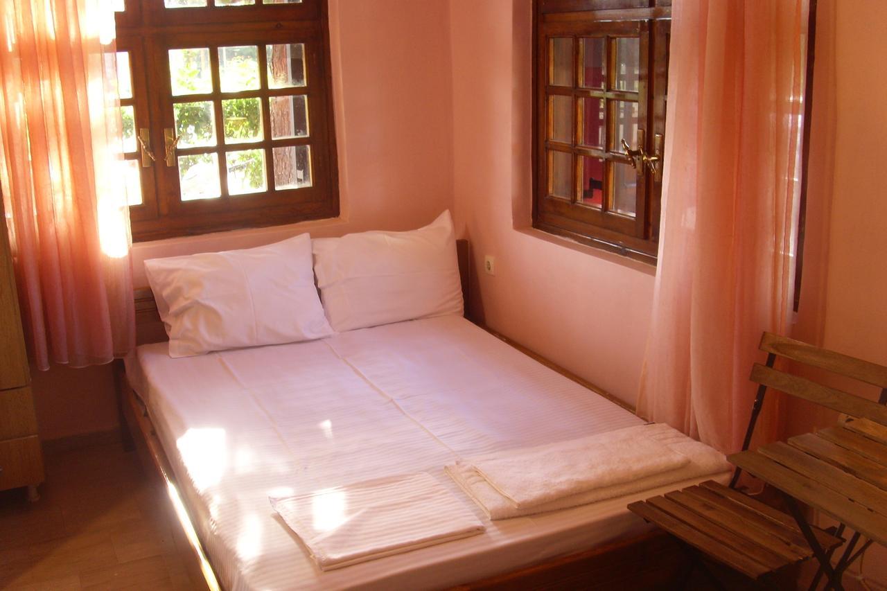 Art House Apartment